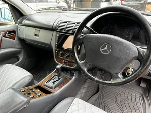 Mercedes-Benz M Class ML 320 2005 Silver