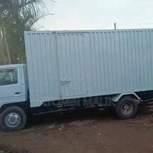 Boxbody Isuzu