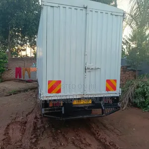 Boxbody Isuzu
