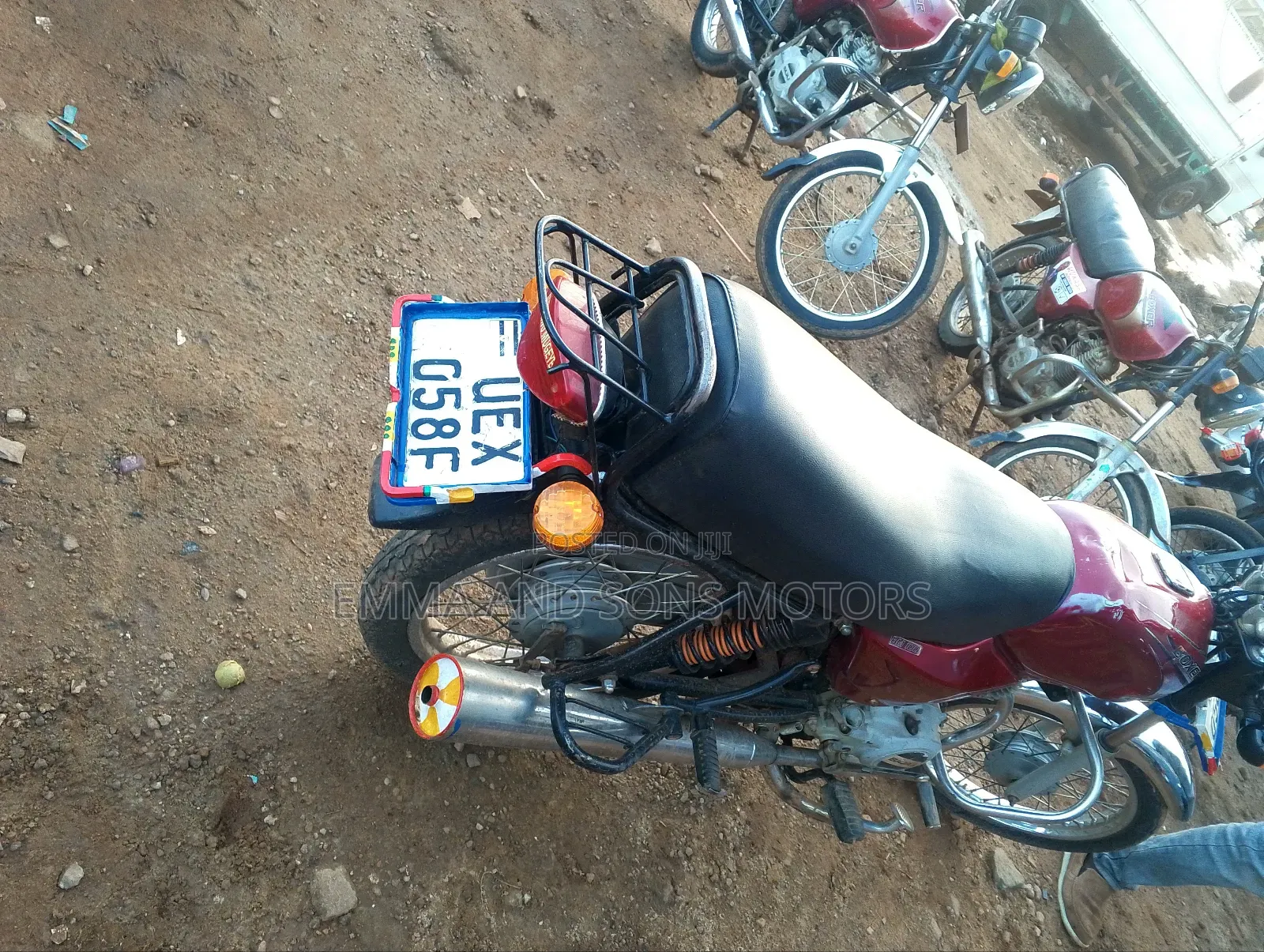Bajaj Boxer 100 2021 Red
