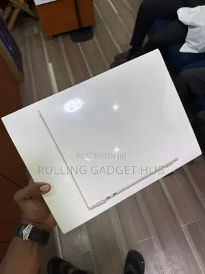 New Laptop Apple MacBook Air 2023 M2 16GB Apple M2 eMMC 256GB