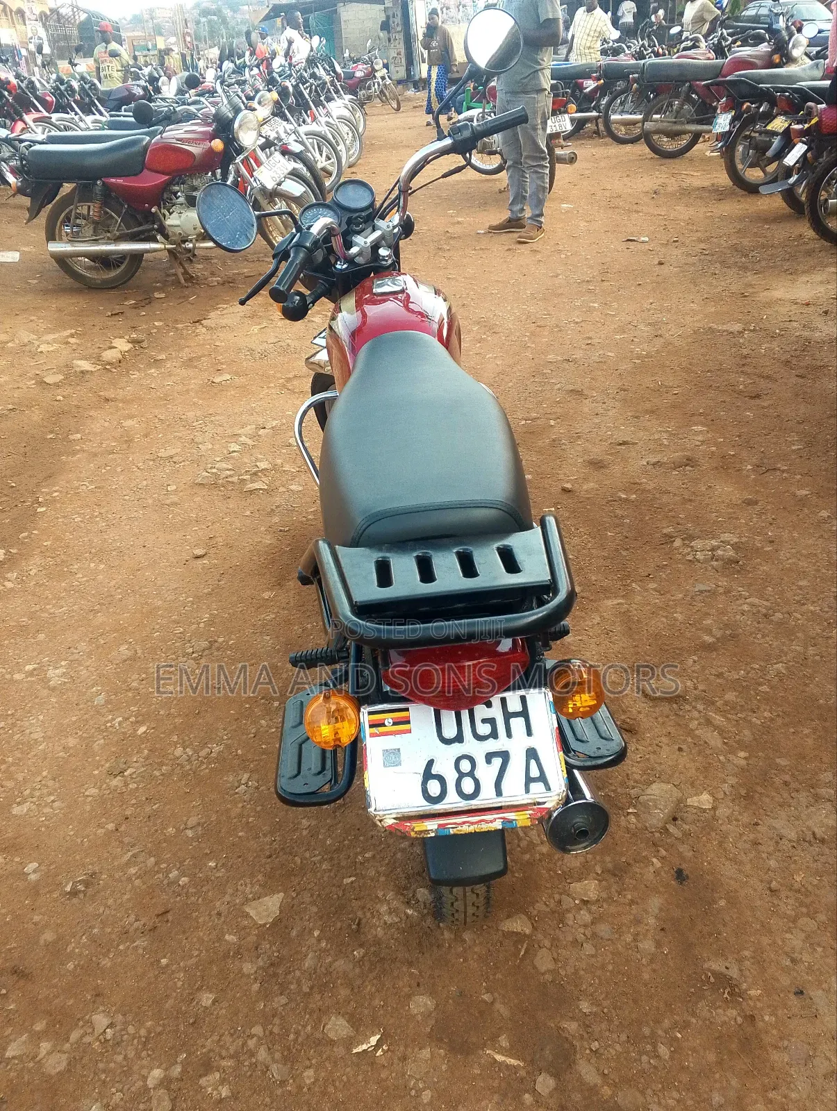 Bajaj Boxer 100 2025 Red