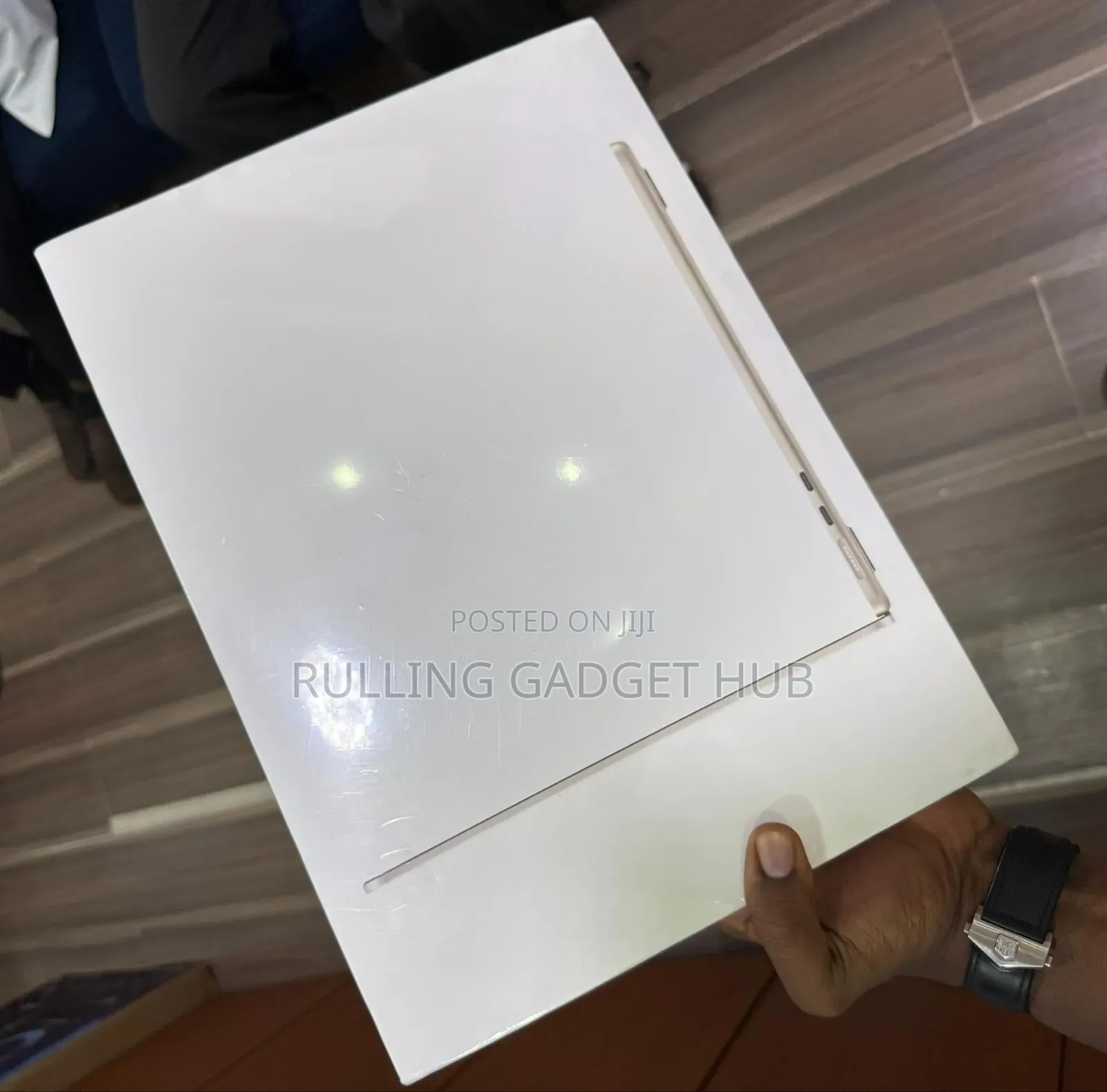 New Laptop Apple MacBook Air 2023 M2 16GB Apple M2 eMMC 256GB