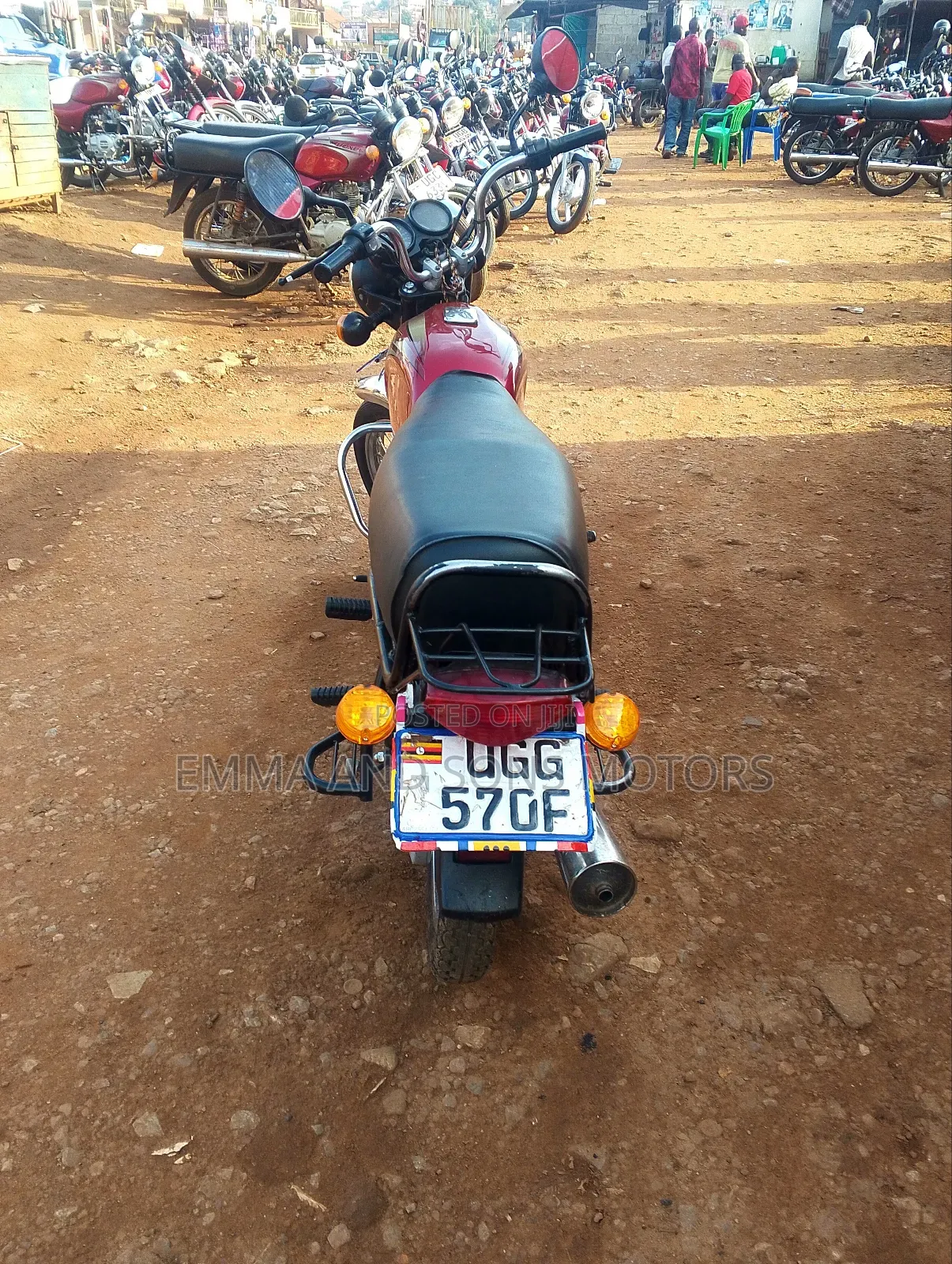 Bajaj Boxer 100 2024 Red