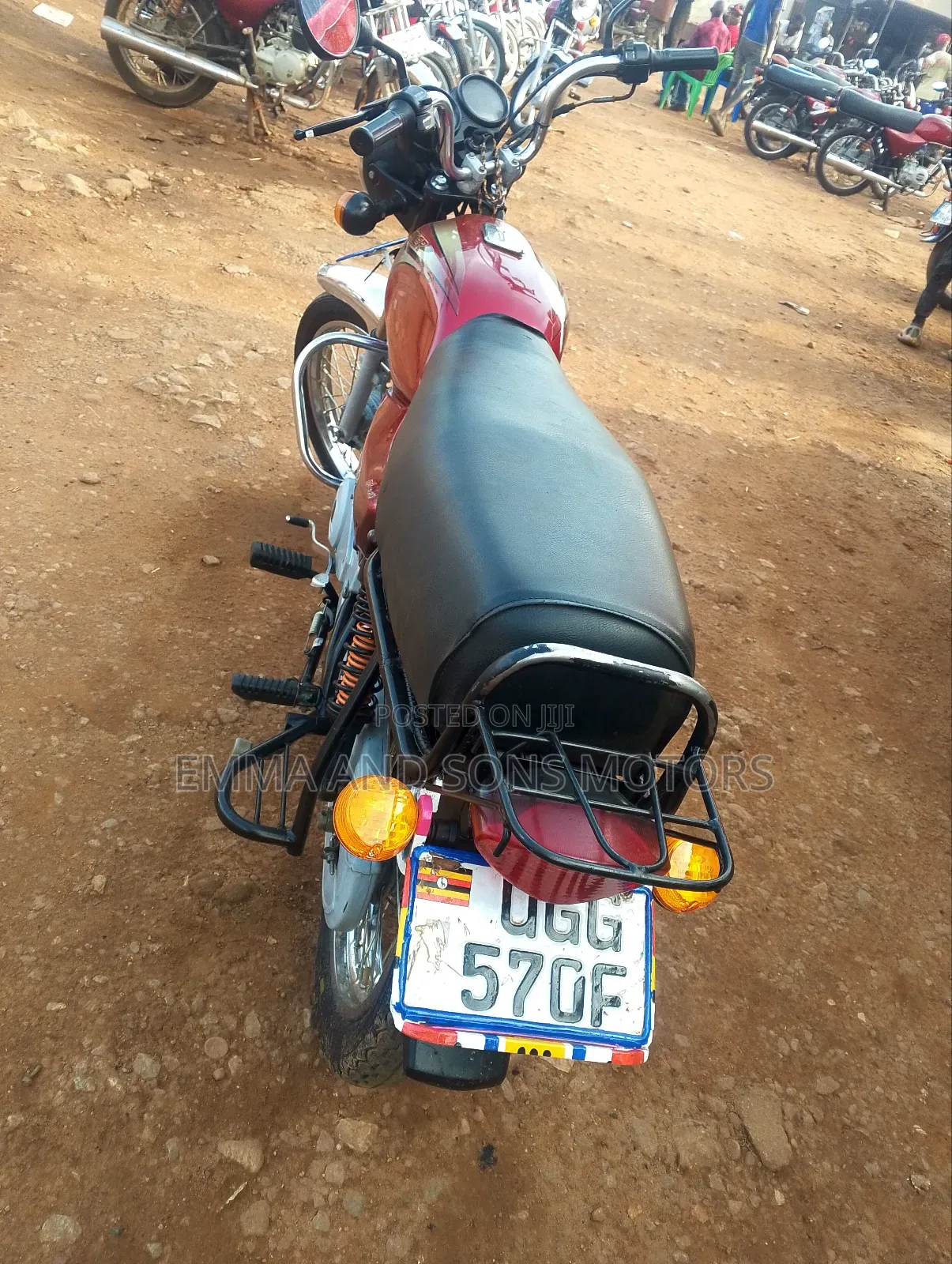 Bajaj Boxer 100 2024 Red