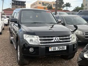 Mitsubishi Pajero 2010