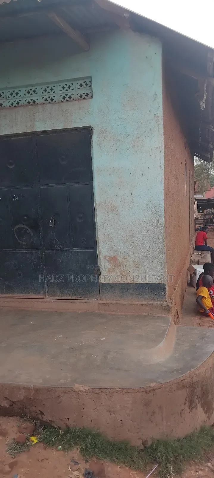 1bdrm Bungalow in Ssabagabo-Makindye for sale