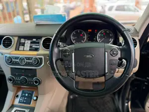 Land Rover Discovery 2013 Black