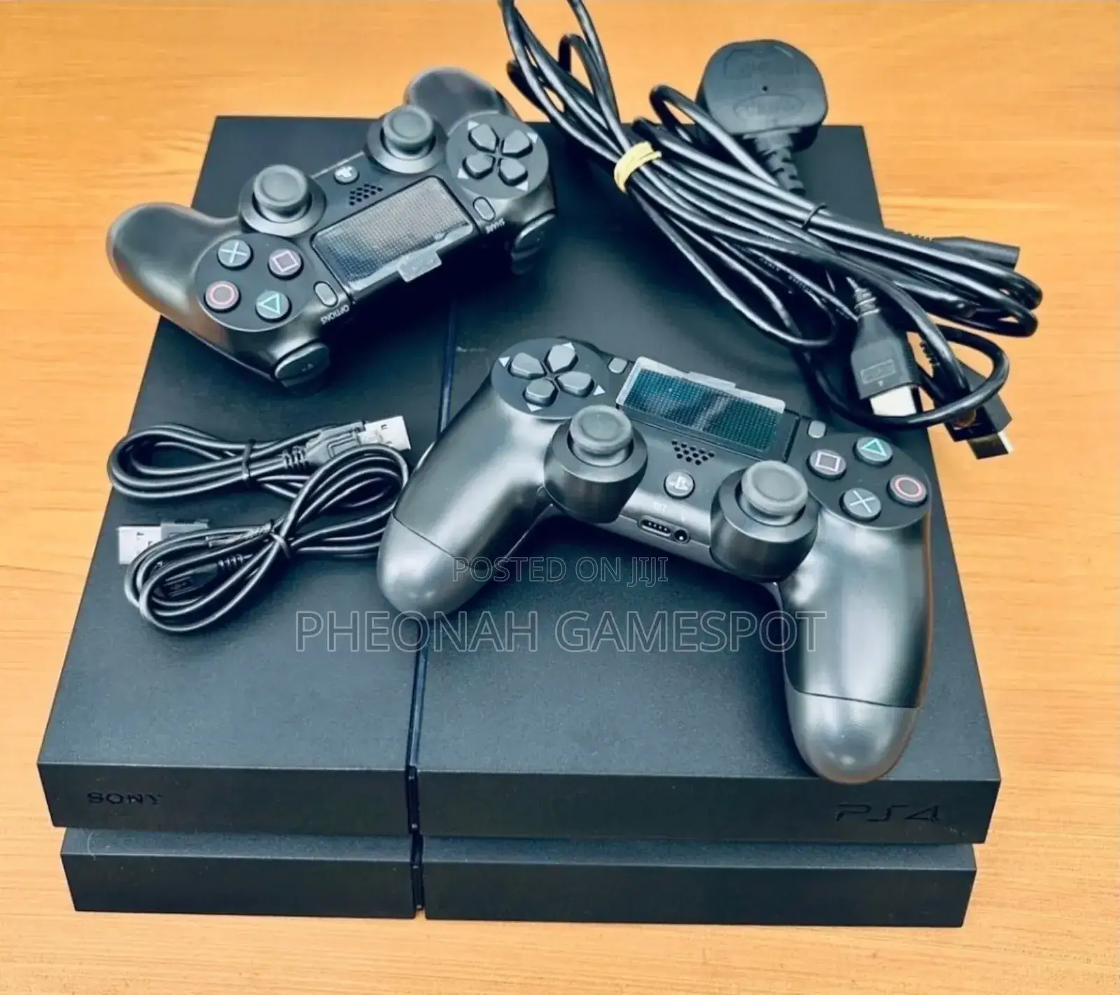 Playstation 4 Standard: Start Up a Gaming Station and Grow Your Income
