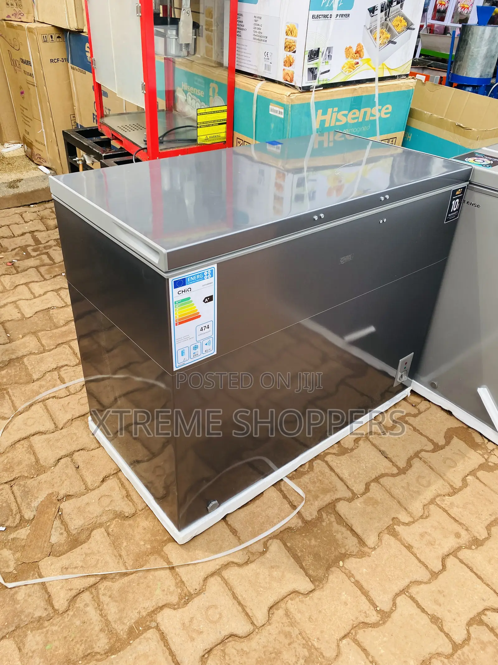 Flex ,Chest ,Deep Freezer Chiq 330liters -freezing