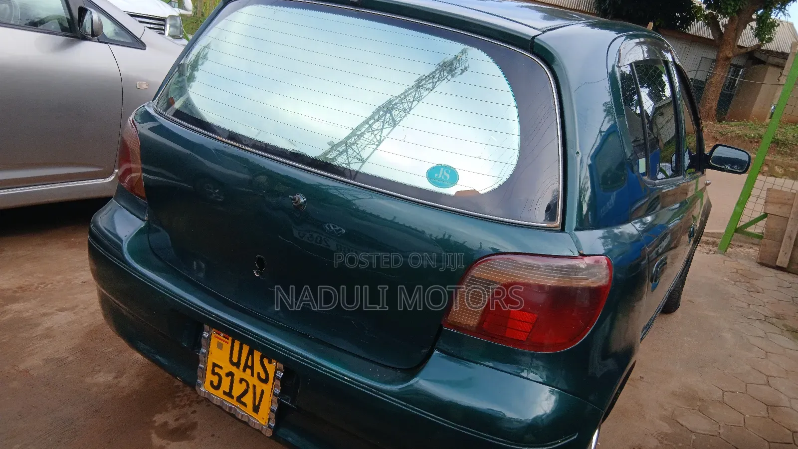 Toyota Vitz 2010 Green