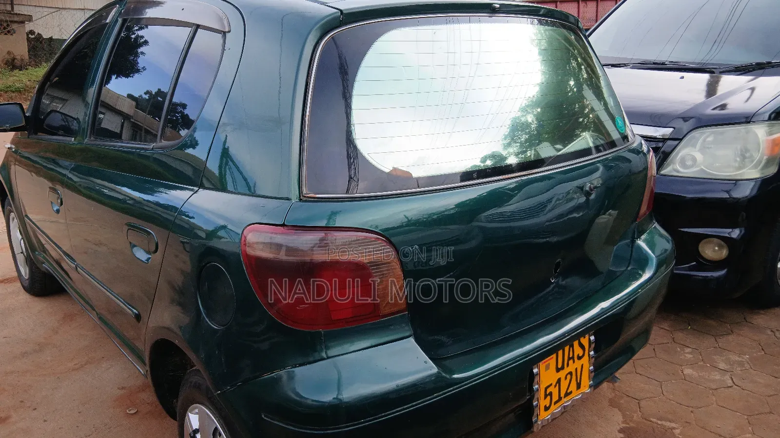 Toyota Vitz 2010 Green