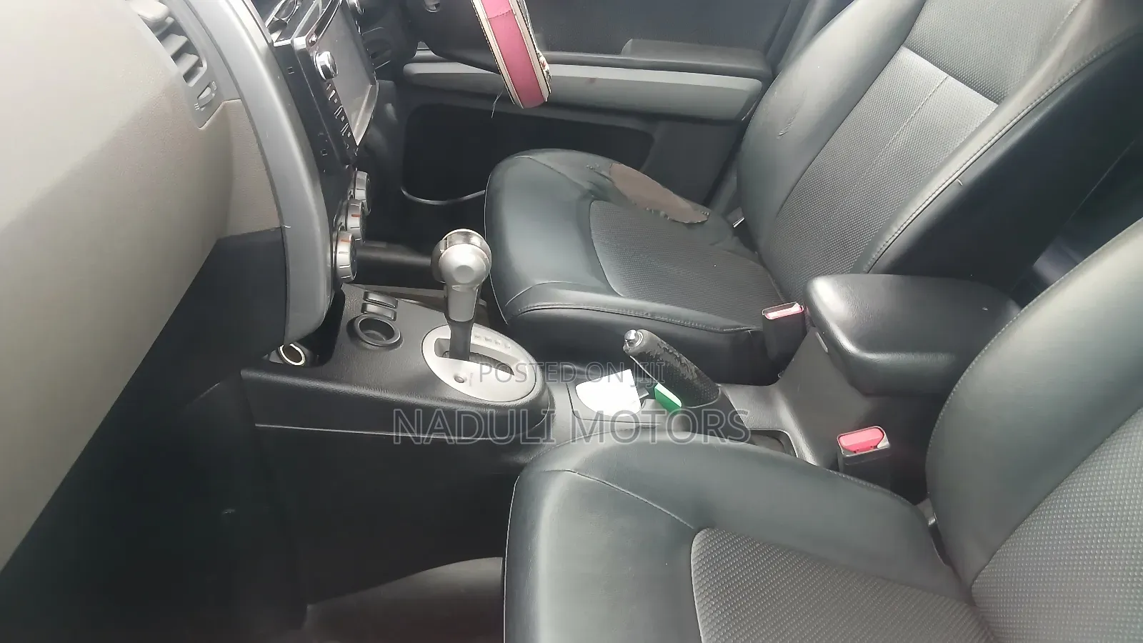 Nissan X-Trail 2009 Red