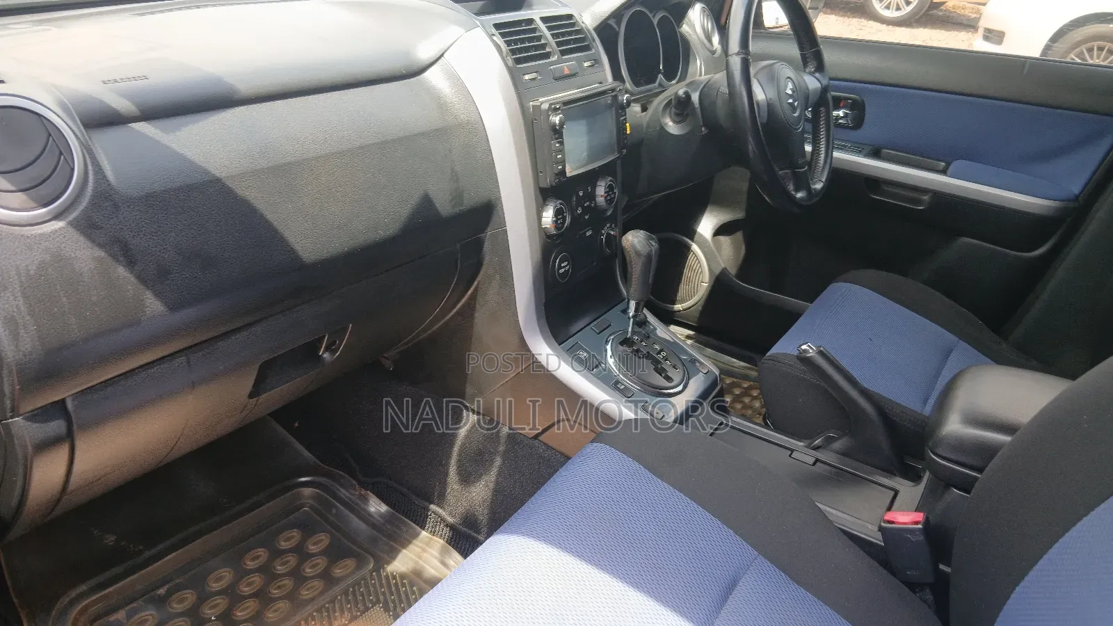 Suzuki Escudo 2011