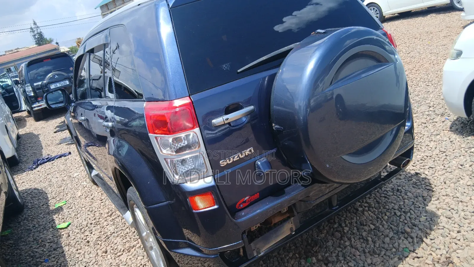 Suzuki Escudo 2011