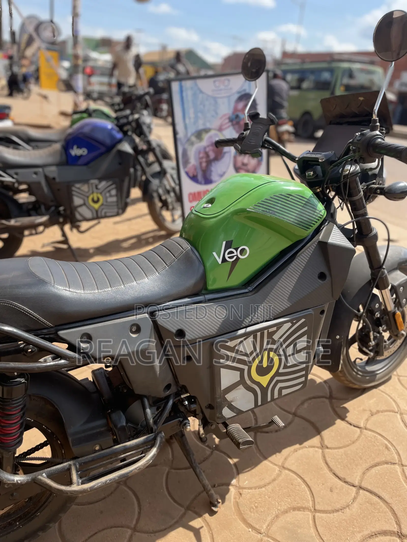 New Bajaj Boxer 100 2025 Green