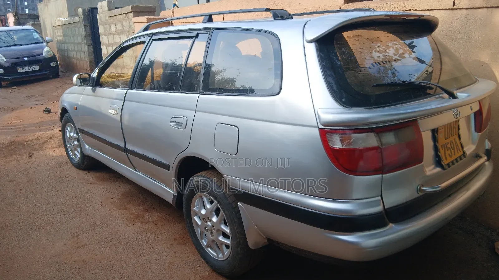 Toyota Caldina 2001 Silver
