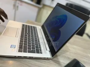 Laptop HP EliteBook 830 G5 8GB Intel Core i7 SSD 256GB
