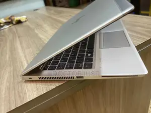 Laptop HP EliteBook 830 G5 8GB Intel Core i7 SSD 256GB