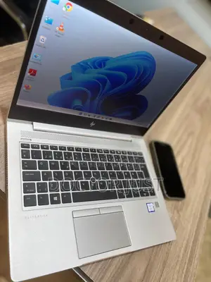 Laptop HP EliteBook 830 G5 8GB Intel Core i7 SSD 256GB