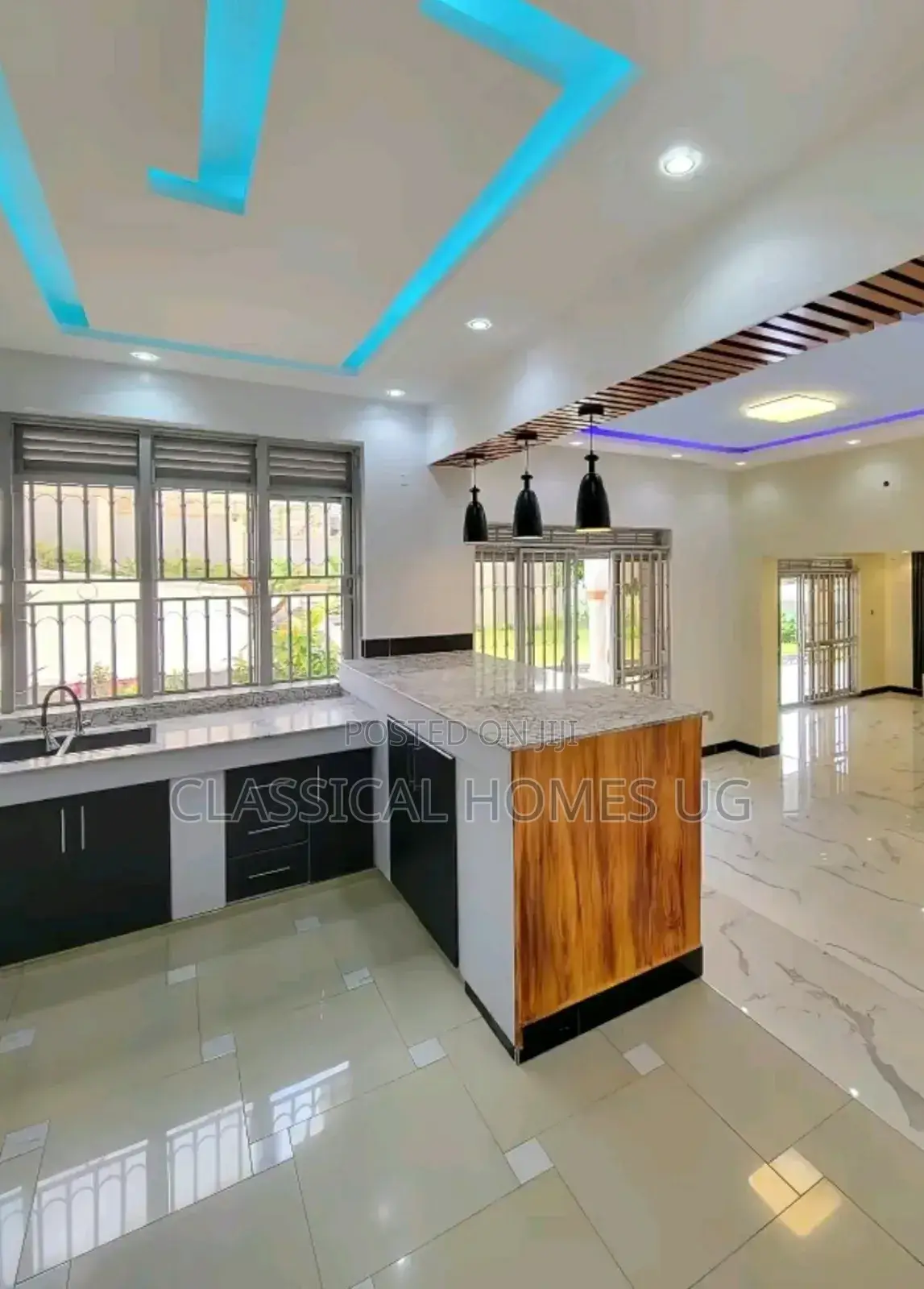 5bdrm Duplex in Kyanja, Central Division for rent