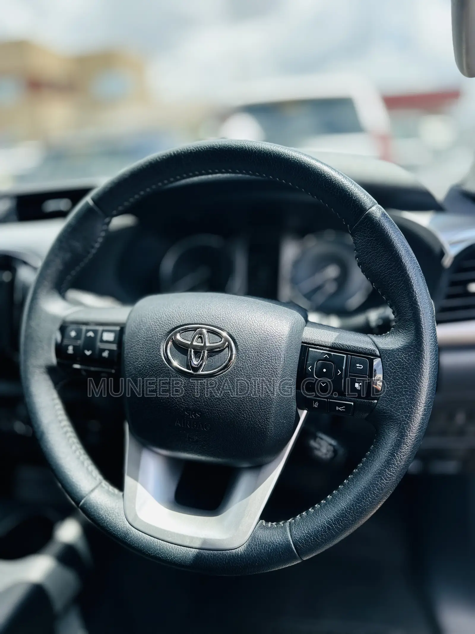 Toyota Hilux Revo Double Cab Deisel 2.8 AWD 2021 Beige