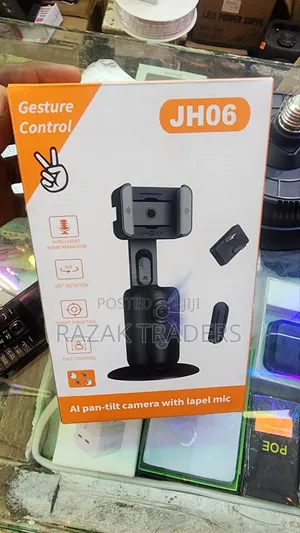 Jh06 Ai Camera
Intelligent Noise Reduction
360 Rotation
Face Tracking