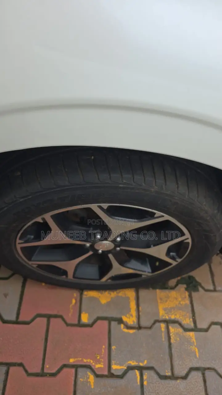 Subaru Forester 2.5X 2013 White