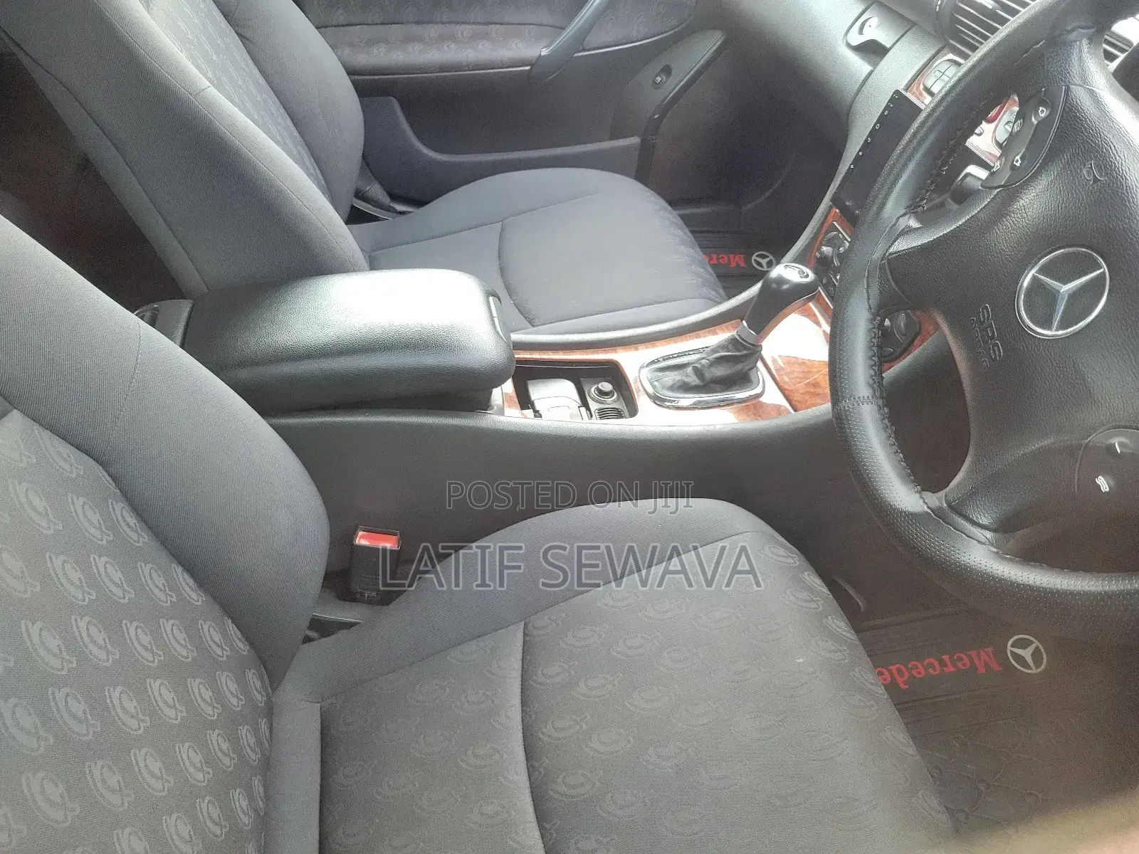 Mercedes-Benz C180 2004 Silver