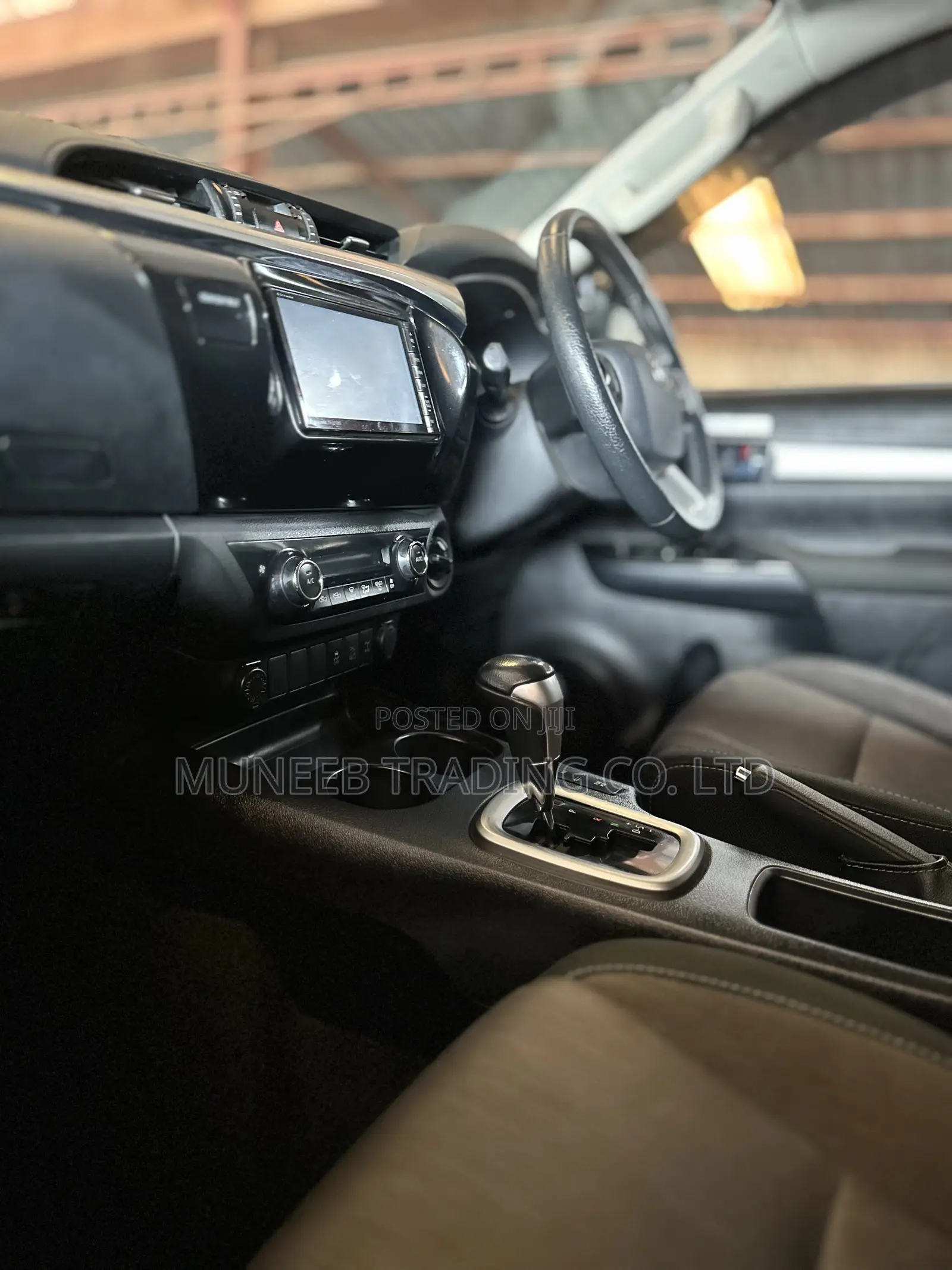 Toyota Hilux Revo Double Cab Deisel 2.8 AWD 2018 White