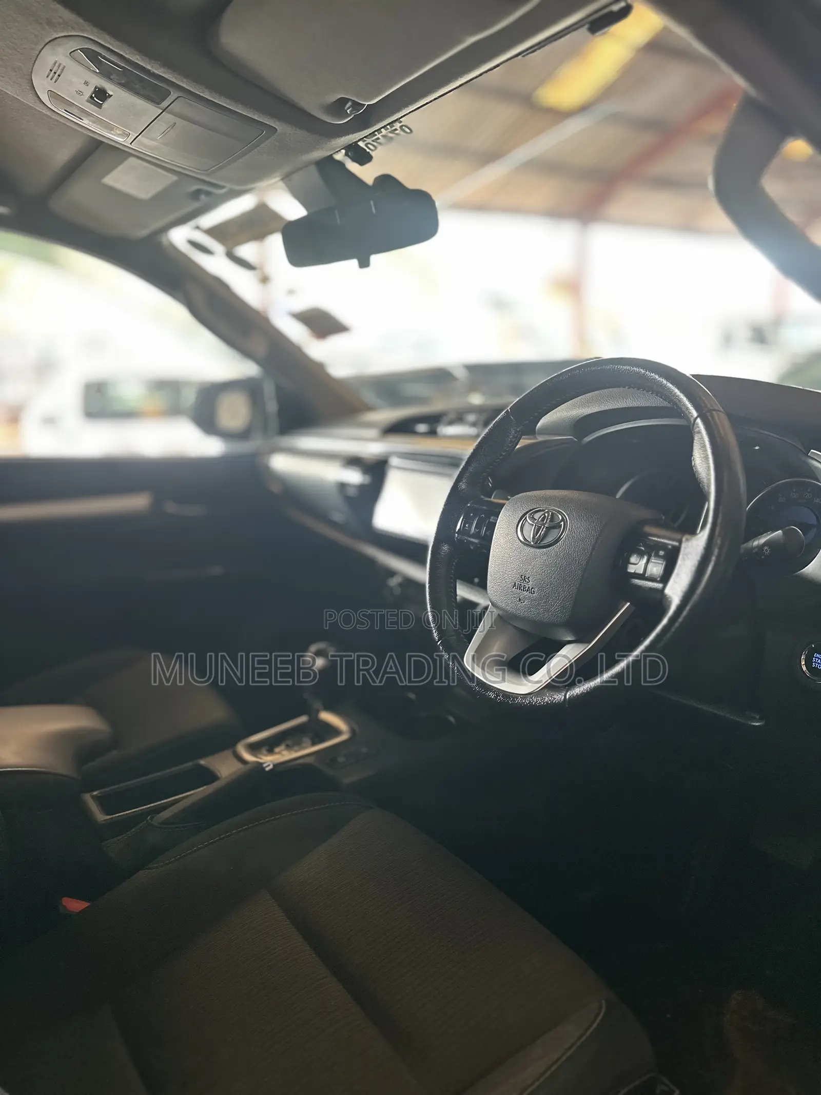 Toyota Hilux Revo Double Cab Deisel 2.8 AWD 2018 White