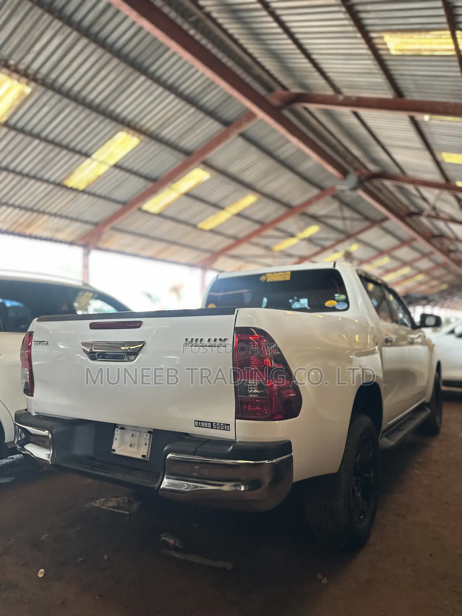 Toyota Hilux Revo Double Cab Deisel 2.8 AWD 2018 White