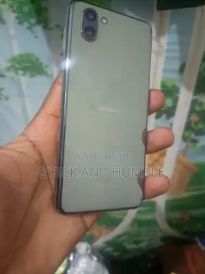 Sharp Aquos R3 128 GB Black