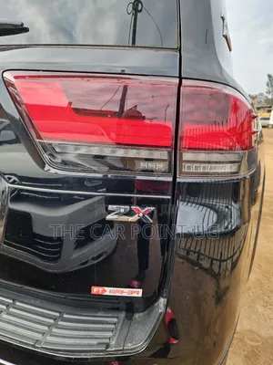 Toyota Land Cruiser LC300 2023 Black