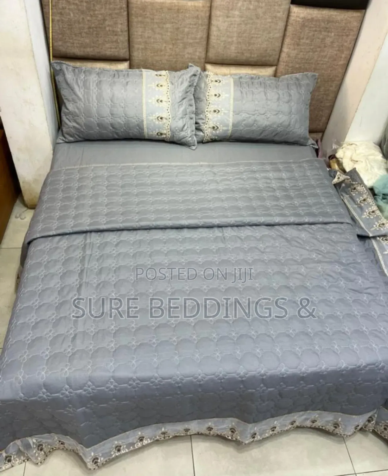 Monte Gray Bedspread