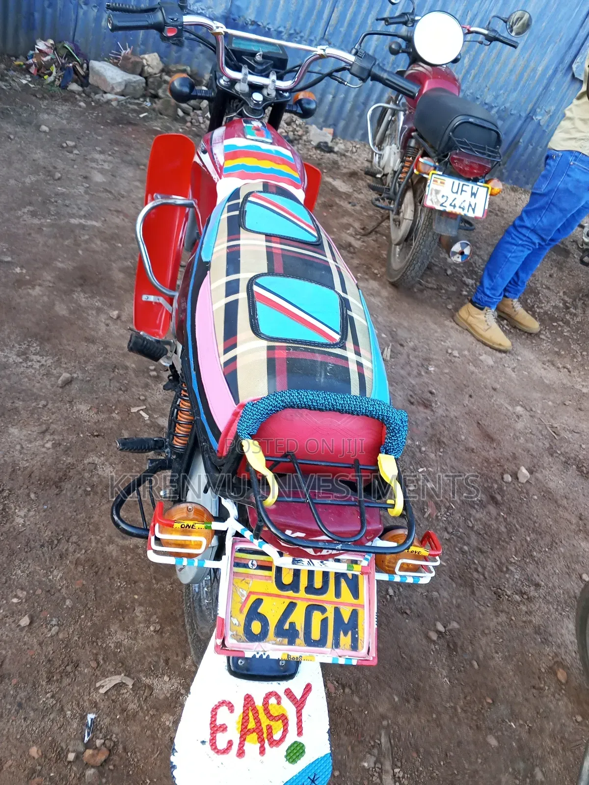 Bajaj Boxer 100 2016 Red