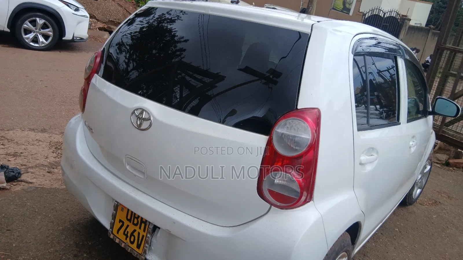 Toyota Passo 2010 White