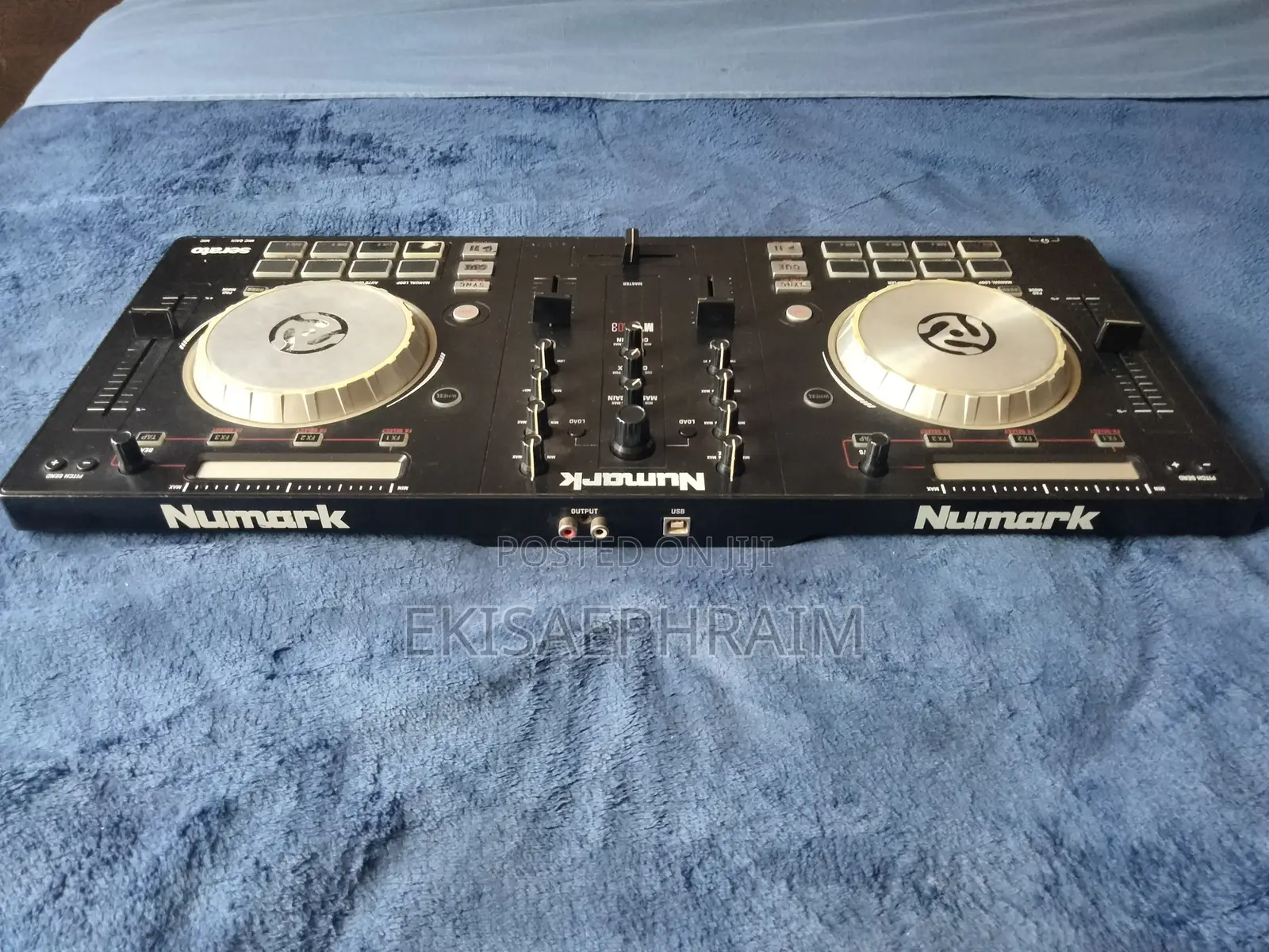 Numark Mixtrack Pro3 Dj Controller