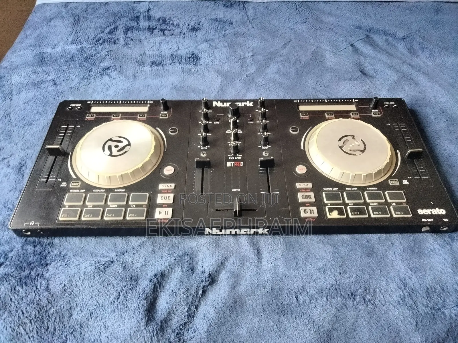 Numark Mixtrack Pro3 Dj Controller