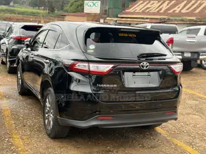 Toyota Harrier 2017