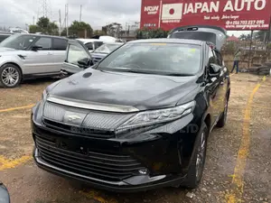 Toyota Harrier 2017