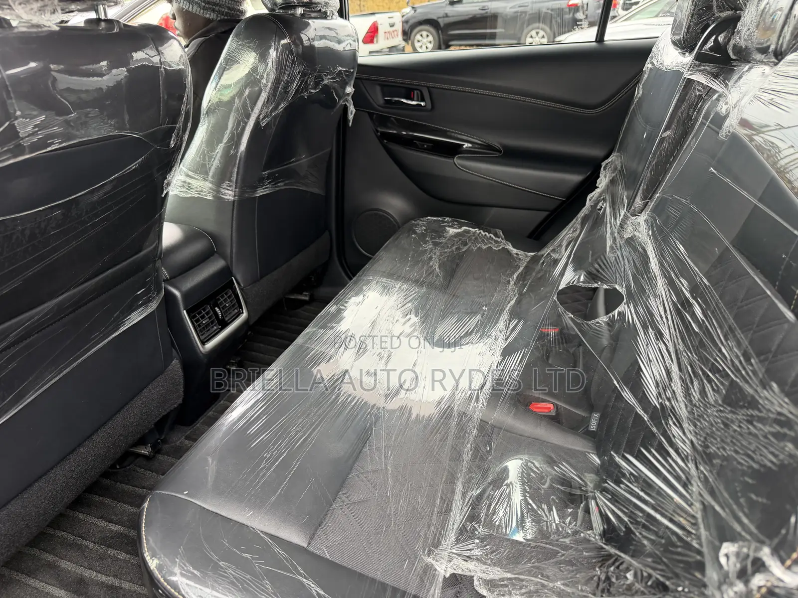 Toyota Harrier 2017