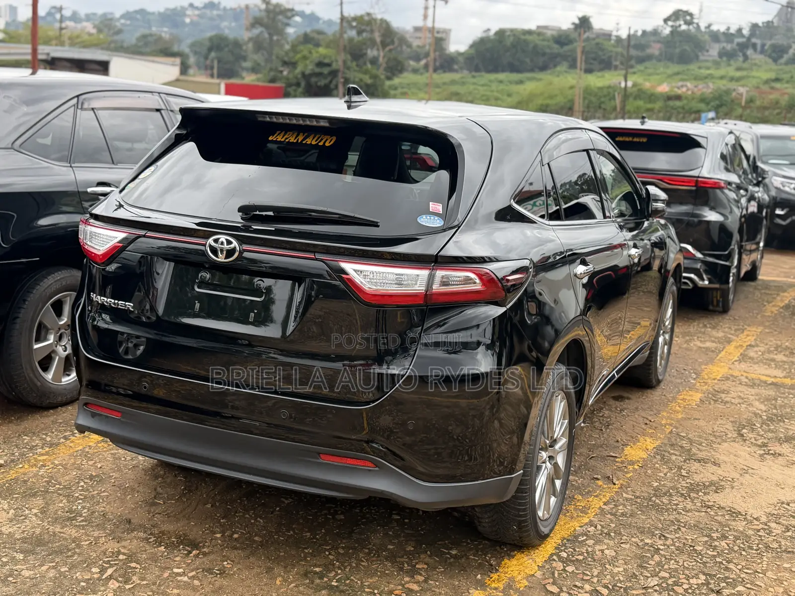 Toyota Harrier 2017