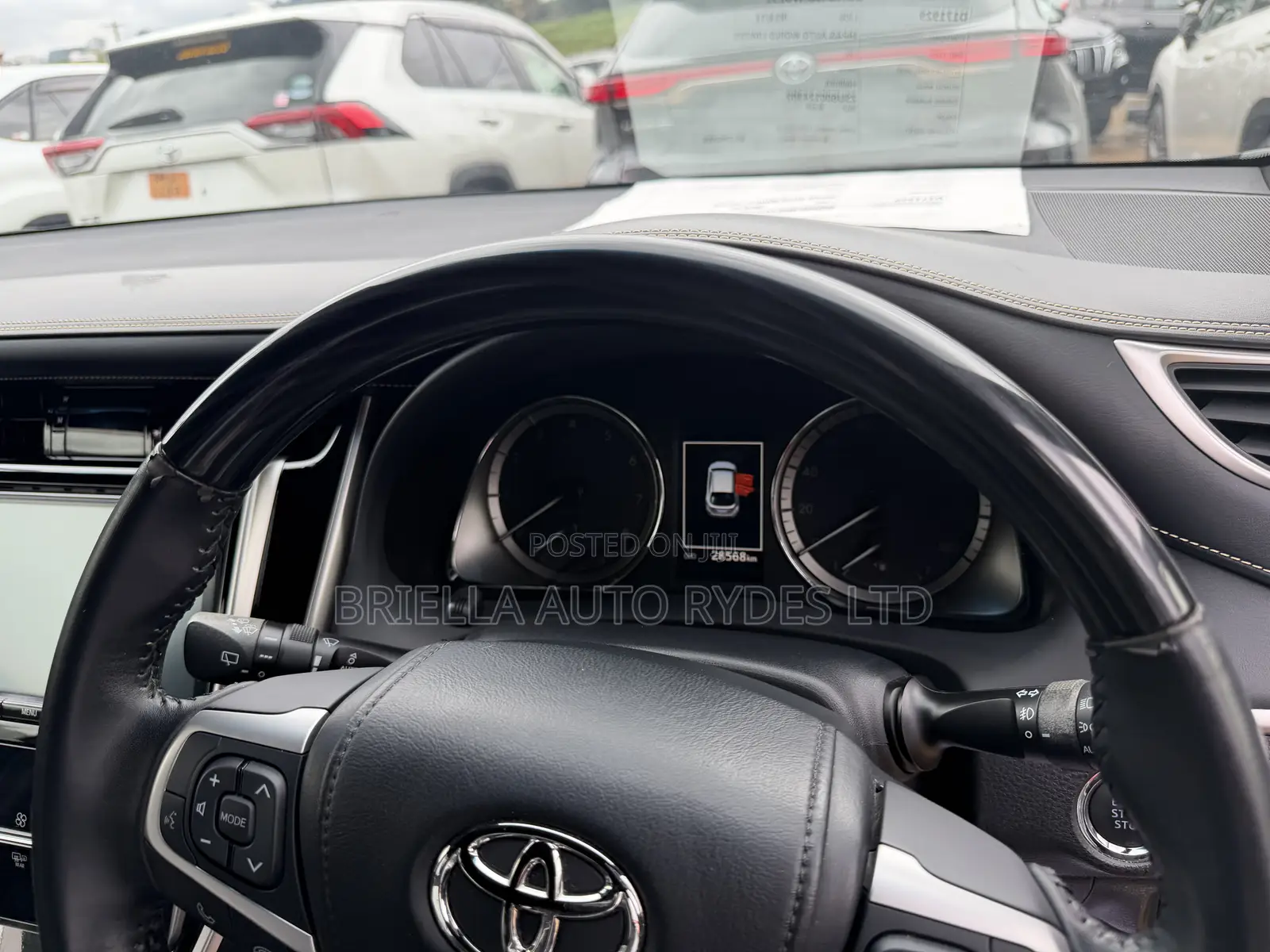Toyota Harrier 2017