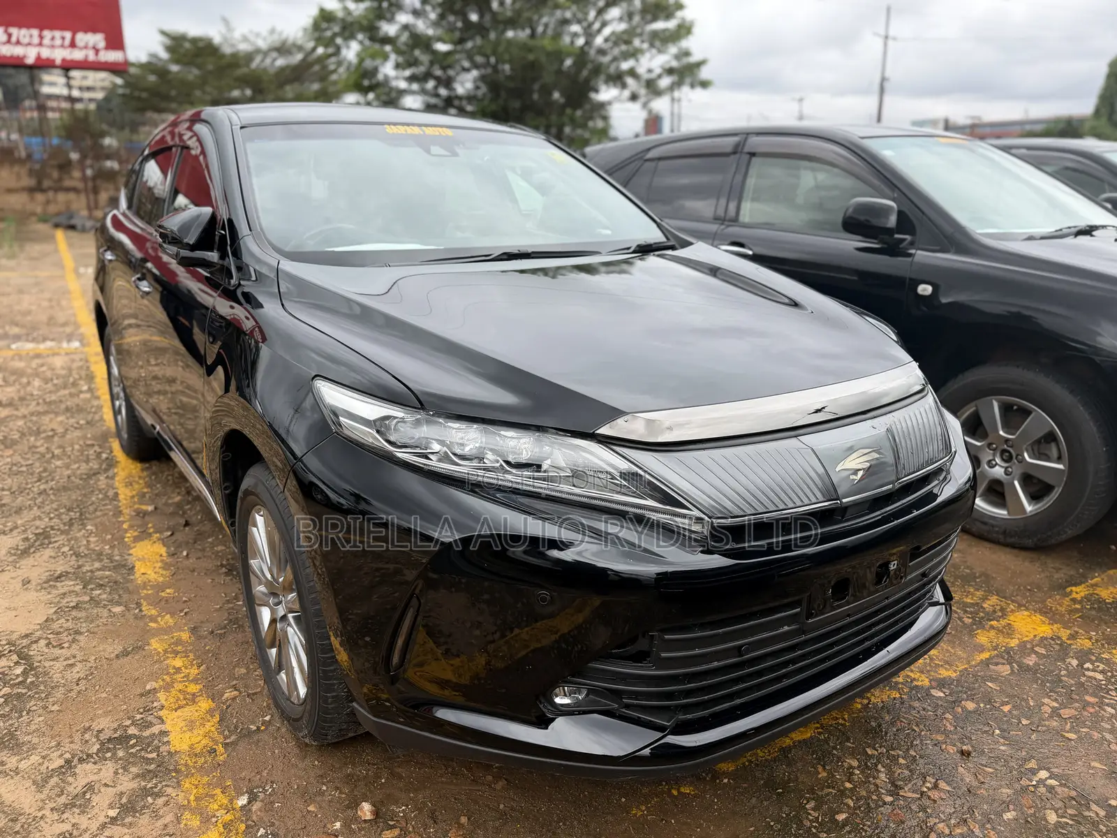 Toyota Harrier 2017