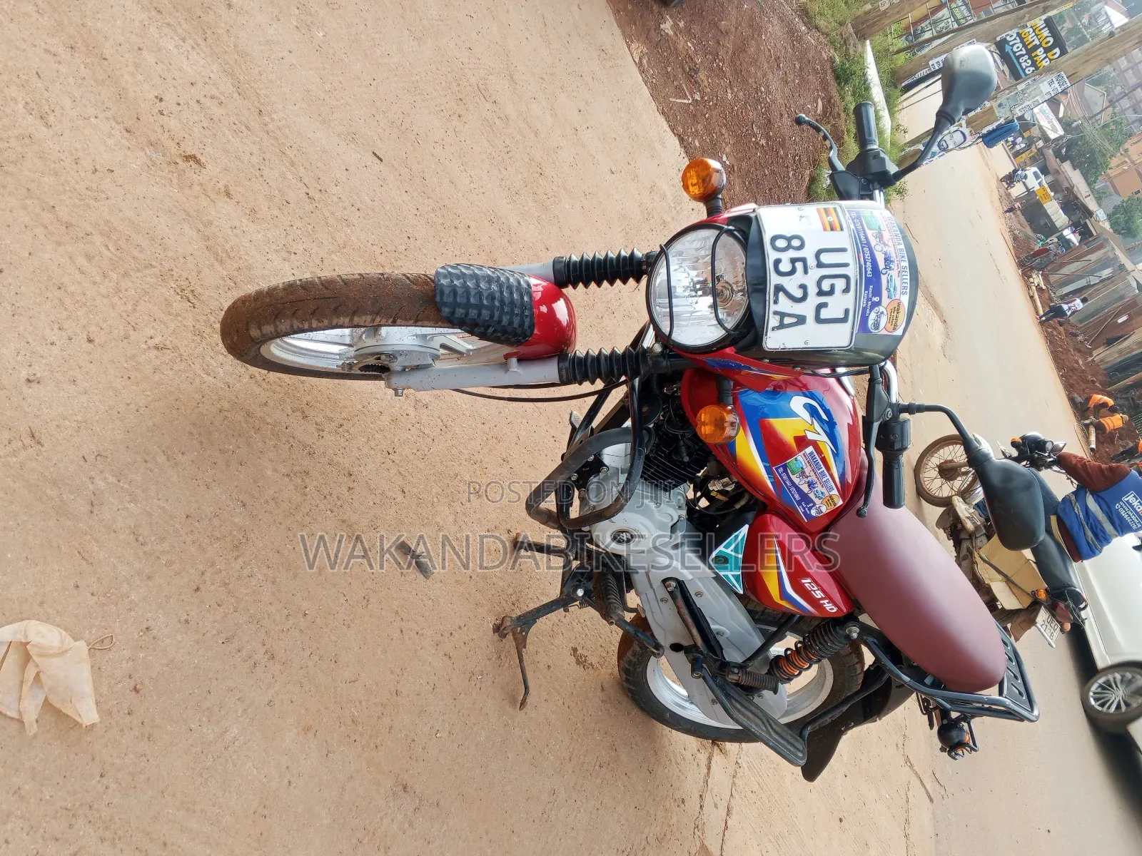 Bajaj Boxer 125 2025 Red