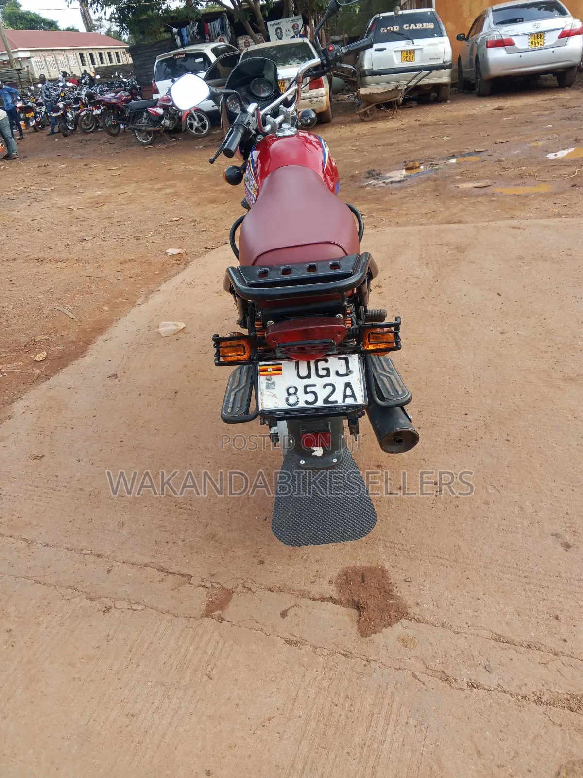 Bajaj Boxer 125 2025 Red