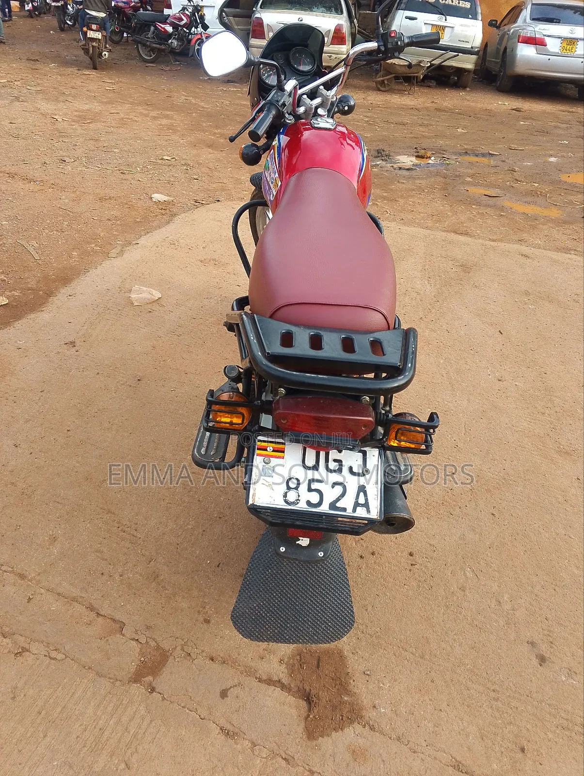 Bajaj Boxer 125 2025 Red
