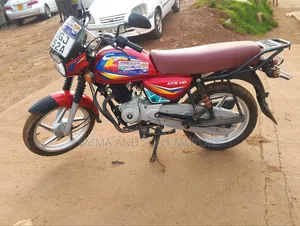 Bajaj Boxer 125 2025 Red