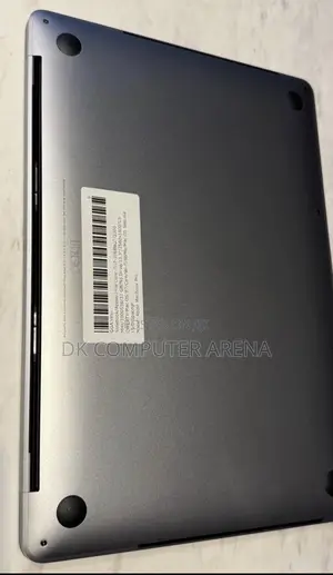 Laptop Apple MacBook Pro 2020 16GB Intel Core i7 SSHD (Hybrid) 1T